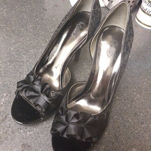 💜Carlos Santana Pumps💜